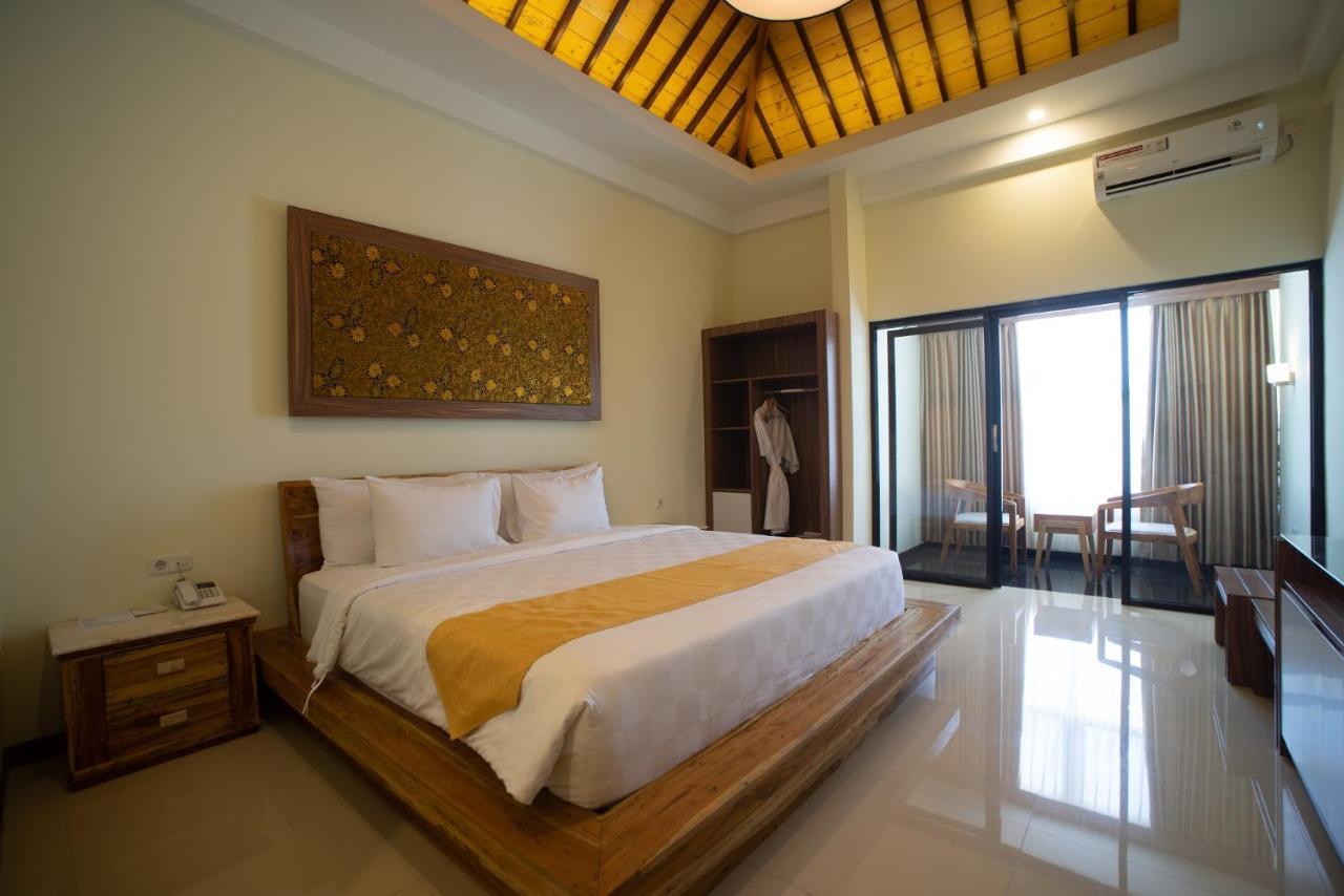 Luminor Hotel Banyuwangi By Wh Exteriör bild