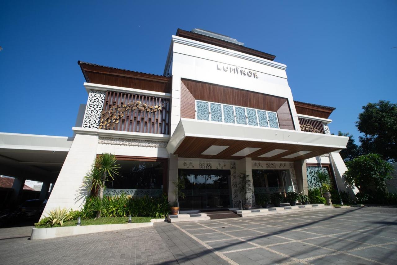 Luminor Hotel Banyuwangi By Wh Exteriör bild