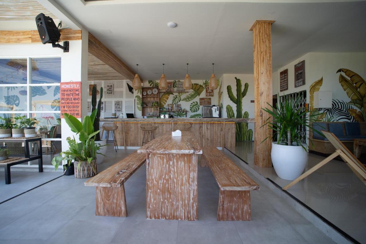 Luminor Hotel Banyuwangi By Wh Exteriör bild