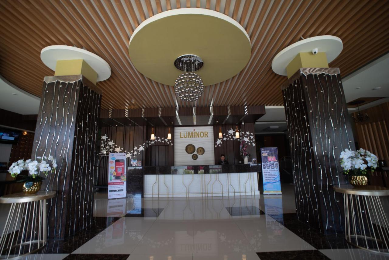 Luminor Hotel Banyuwangi By Wh Exteriör bild