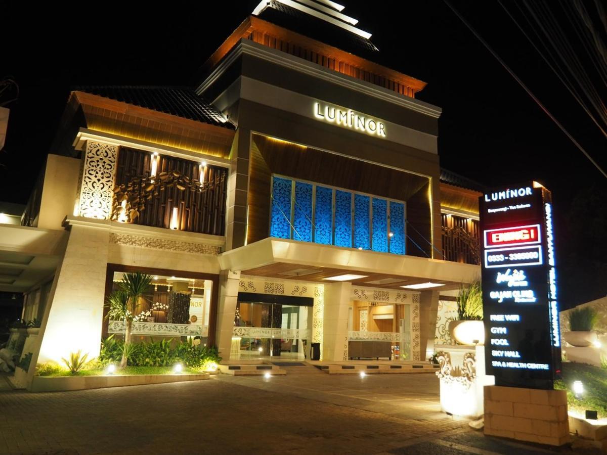 Luminor Hotel Banyuwangi By Wh Exteriör bild