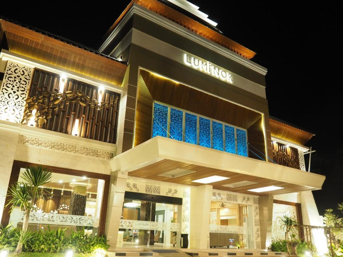 Luminor Hotel Banyuwangi By Wh Exteriör bild